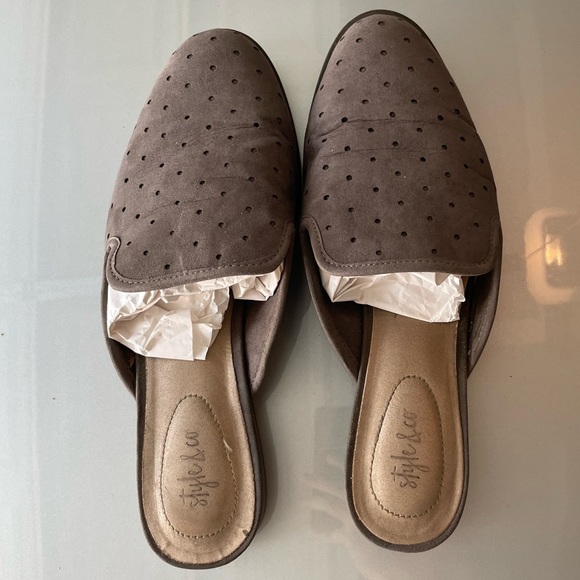NWT Grey Polka Dot Style & Co Flats Slides Loafers Shoes Size 8 - Picture 5 of 6
